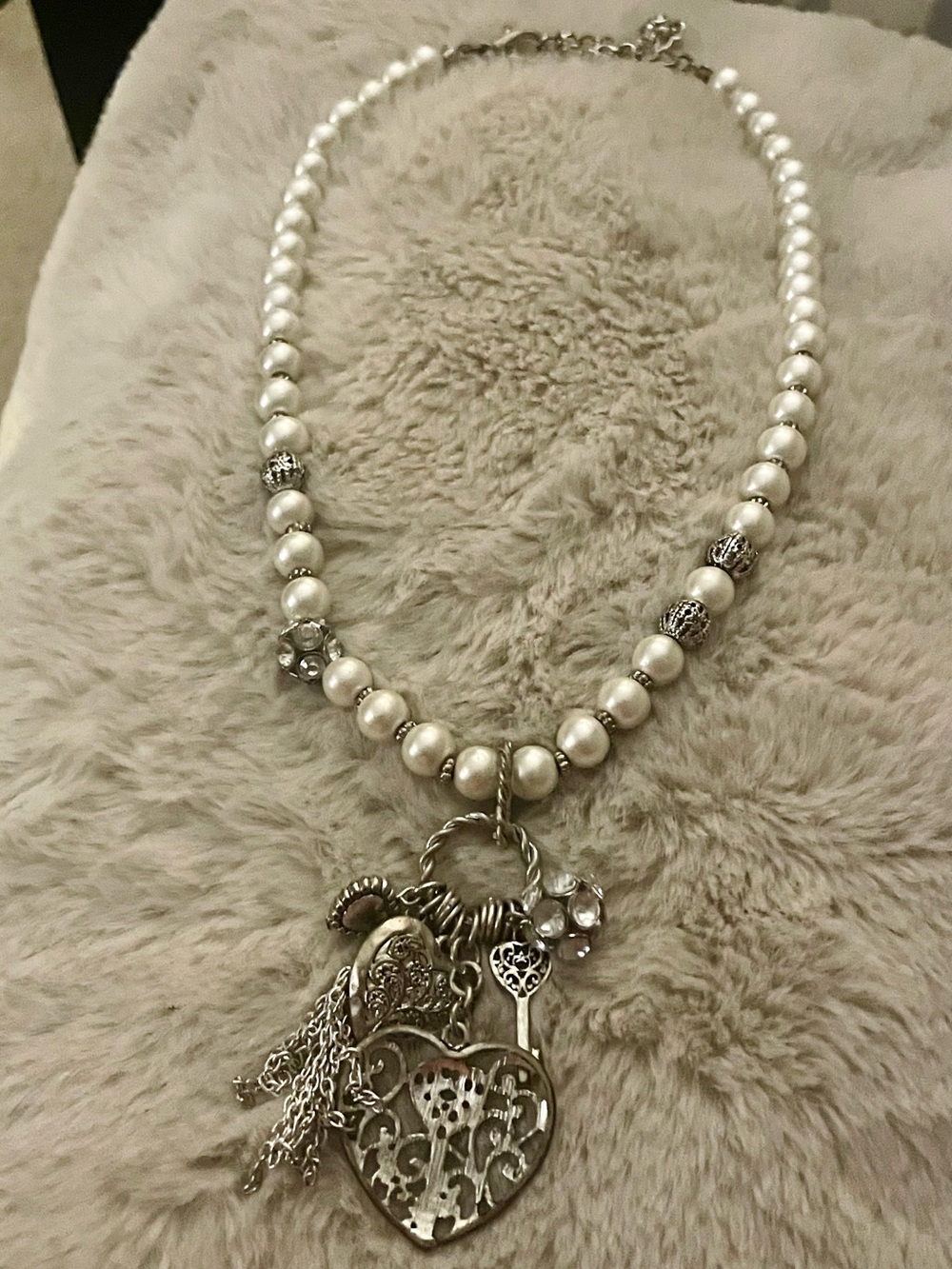 Vintage pearl necklace